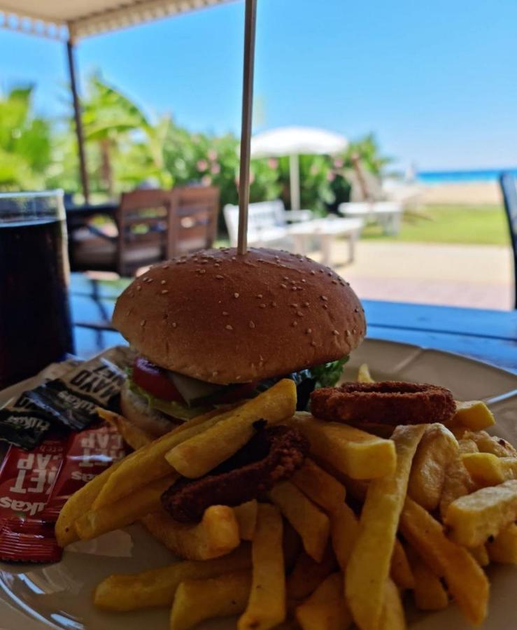 Skys Beach Hotel 马纳夫加特 外观 照片